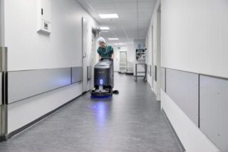 SC550 D 61 LI-ION EU/UK FULL PKG - Image 7